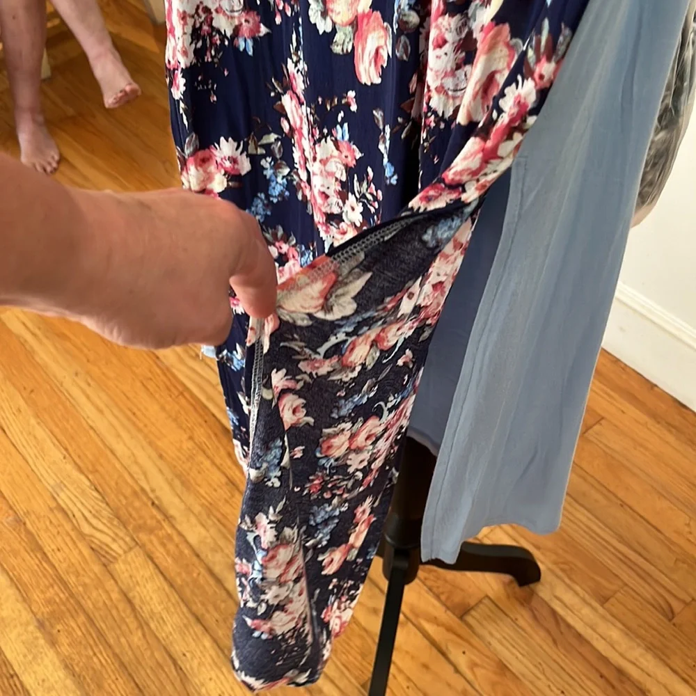 Agnes & Dora size large light blue front high low tee navy print back - Picture 9 of 16